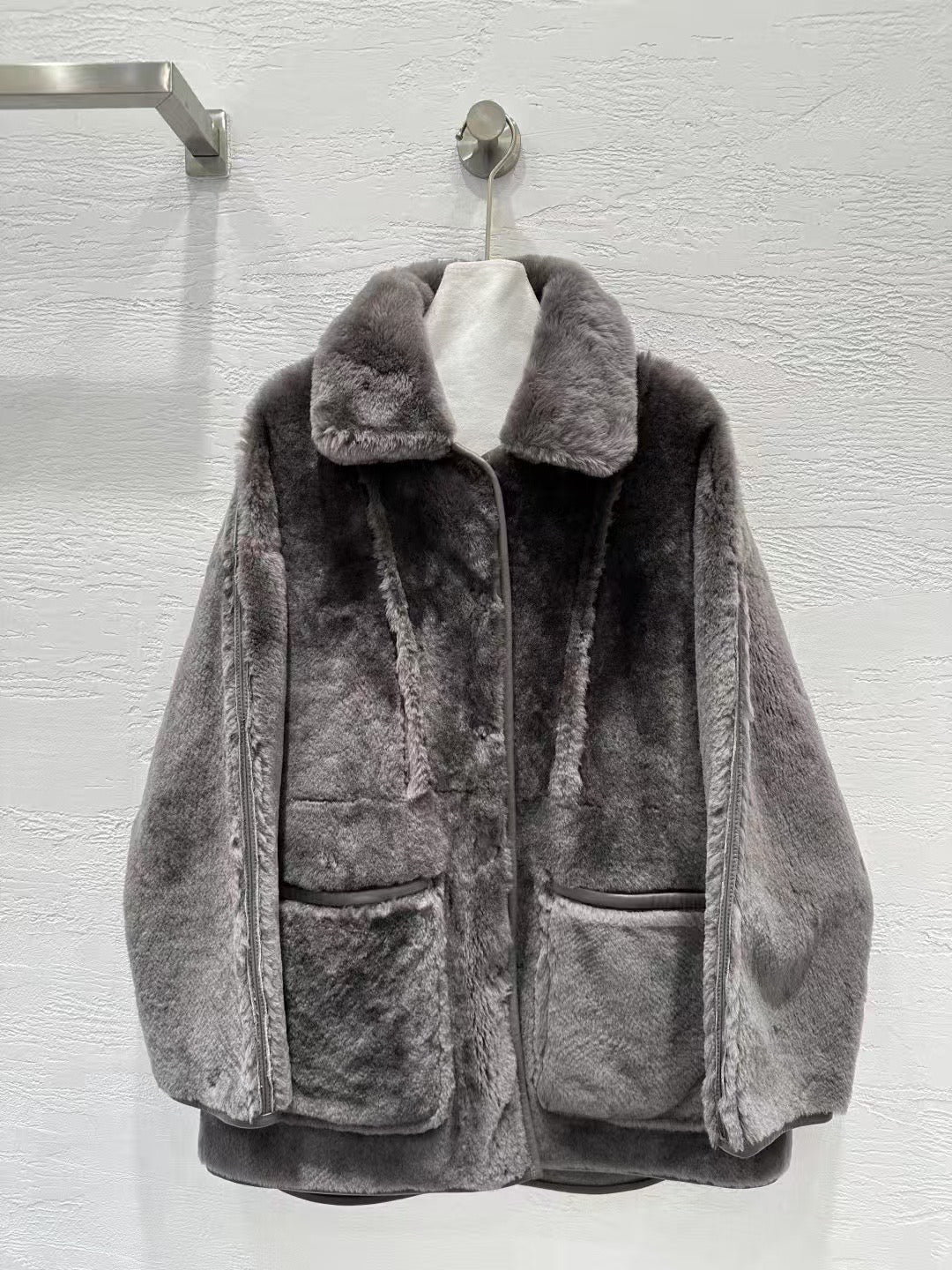 Sheepskin coat (reversible)