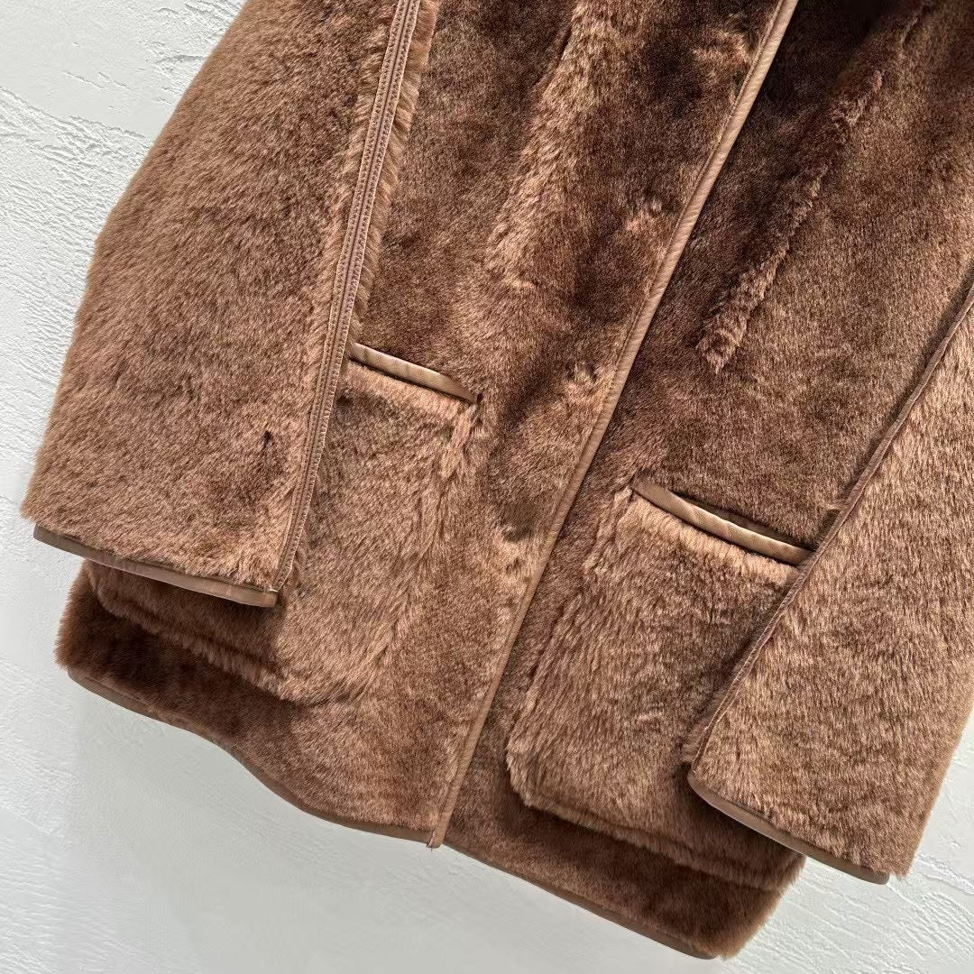 Sheepskin coat (reversible)