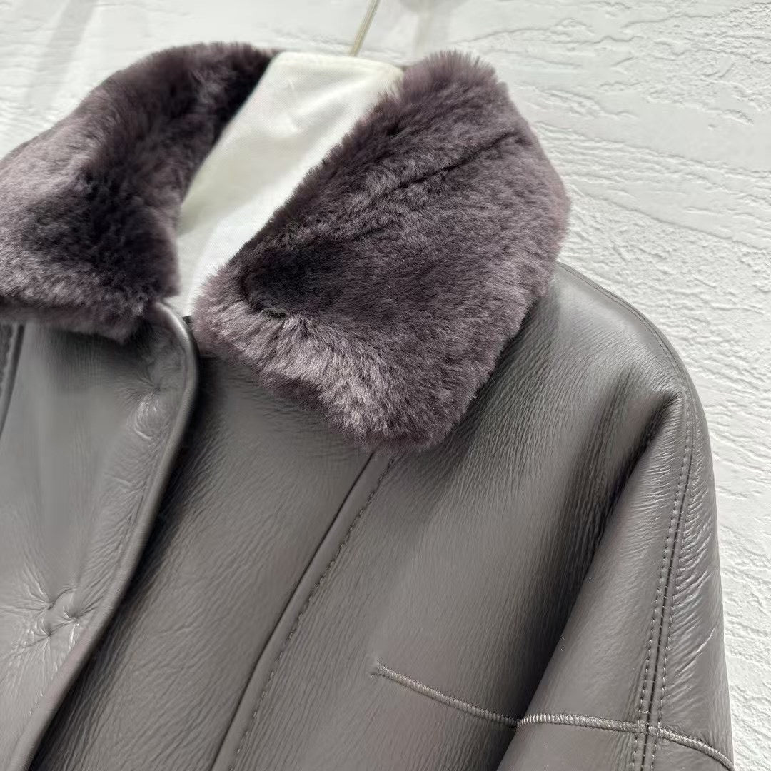 Sheepskin coat (reversible)