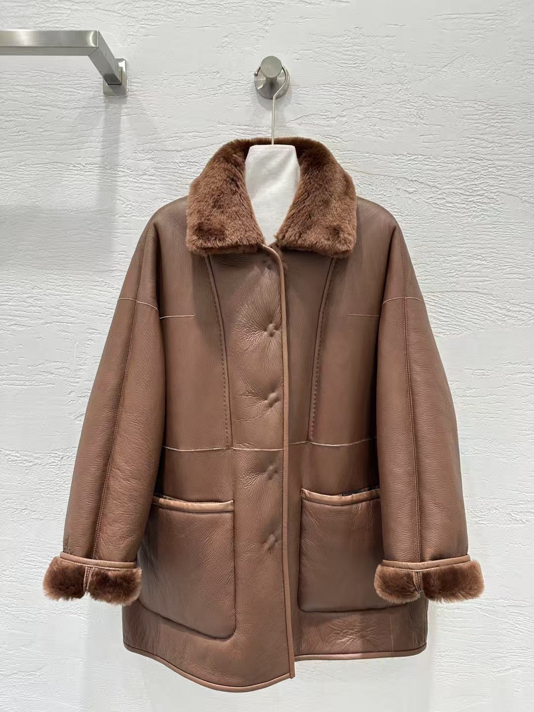 Sheepskin coat (reversible)