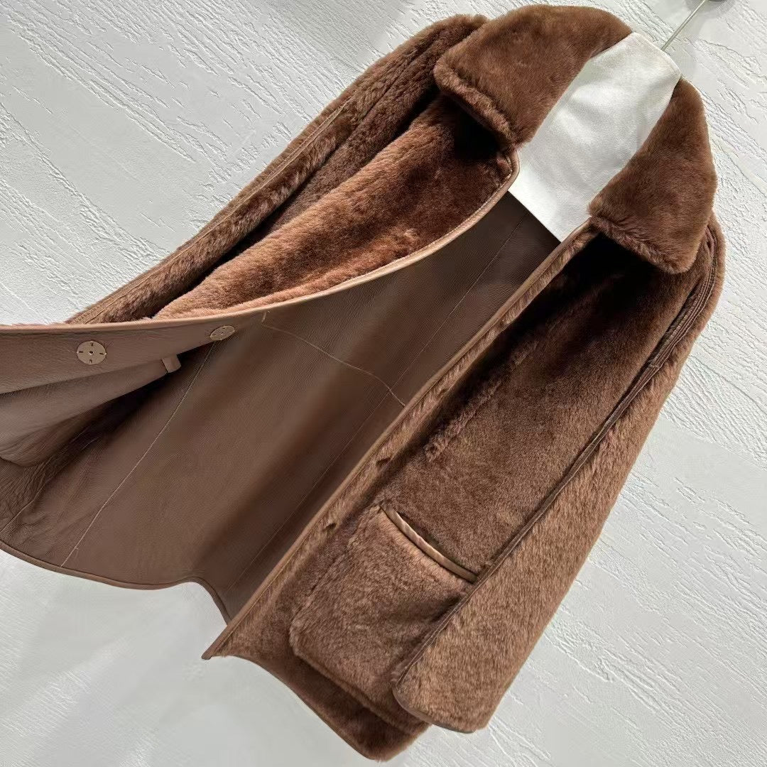 Sheepskin coat (reversible)