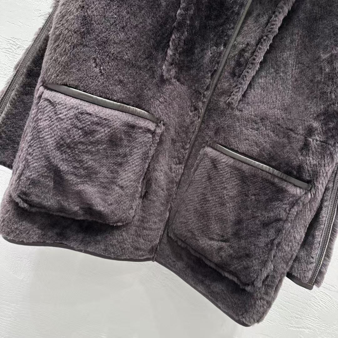 Sheepskin coat (reversible)