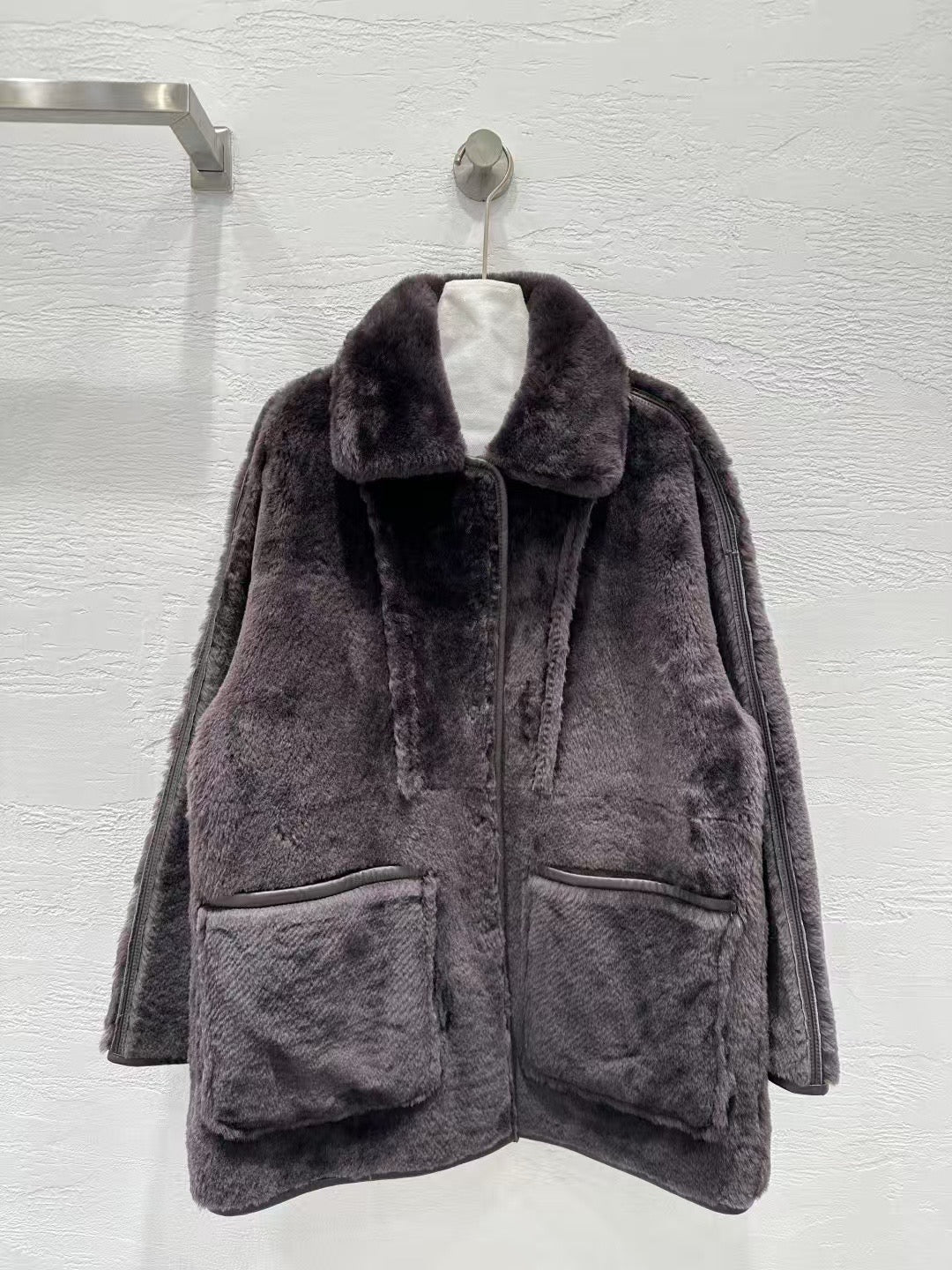 Sheepskin coat (reversible)