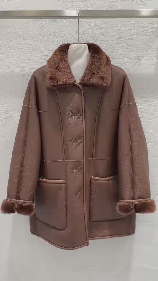 Sheepskin coat (reversible)